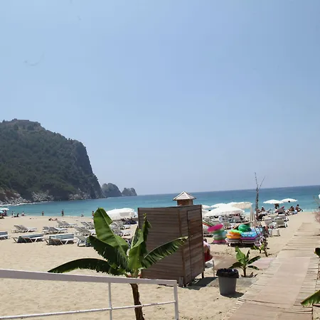 ألين فندق ألانيا